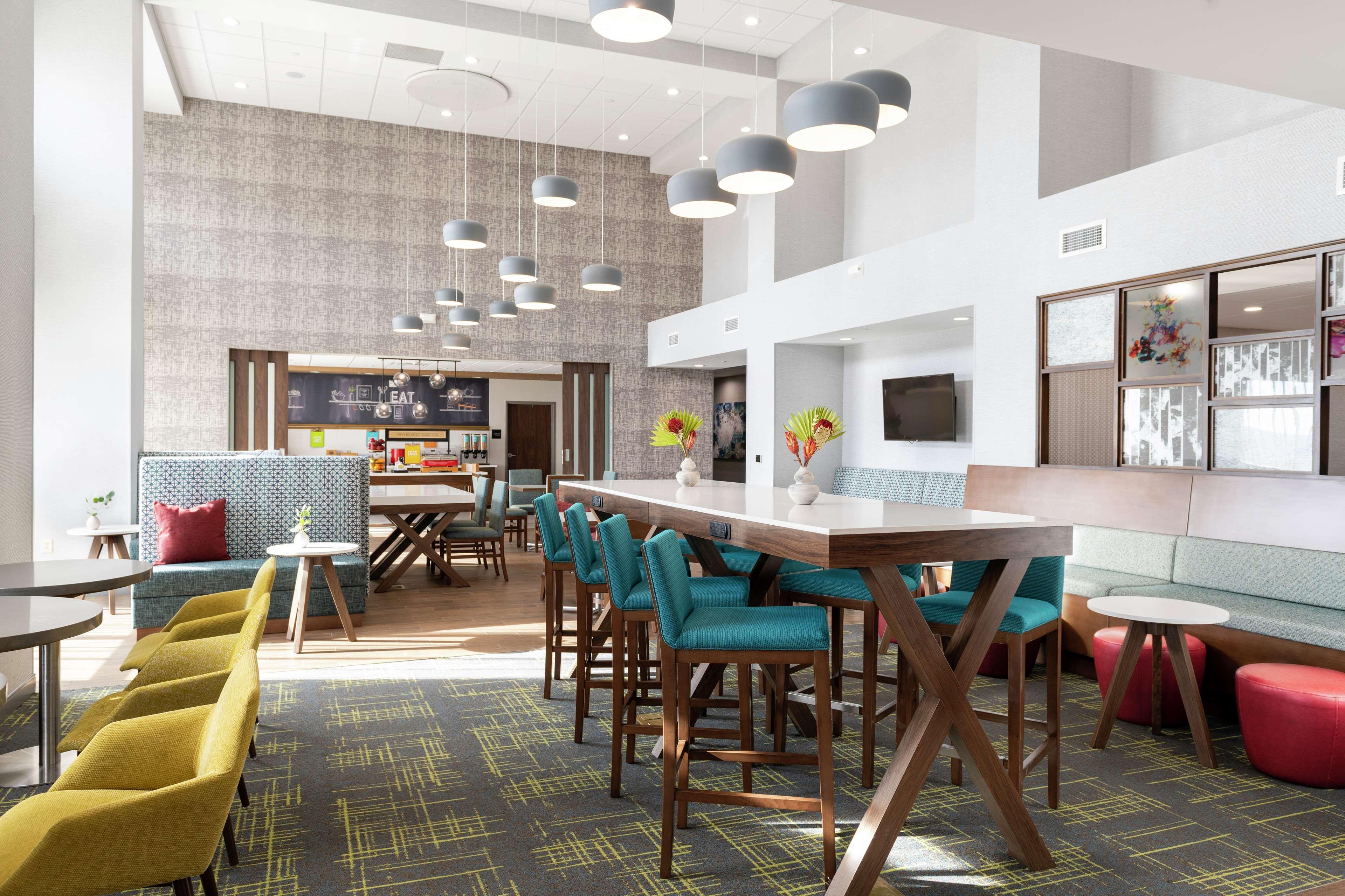 Hampton Inn & Suites Pittsburgh New Stanton Pa Exterior foto