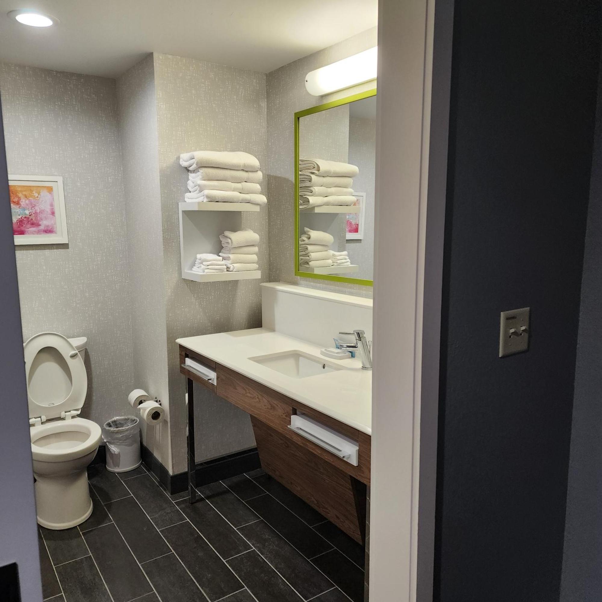Hampton Inn & Suites Pittsburgh New Stanton Pa Exterior foto