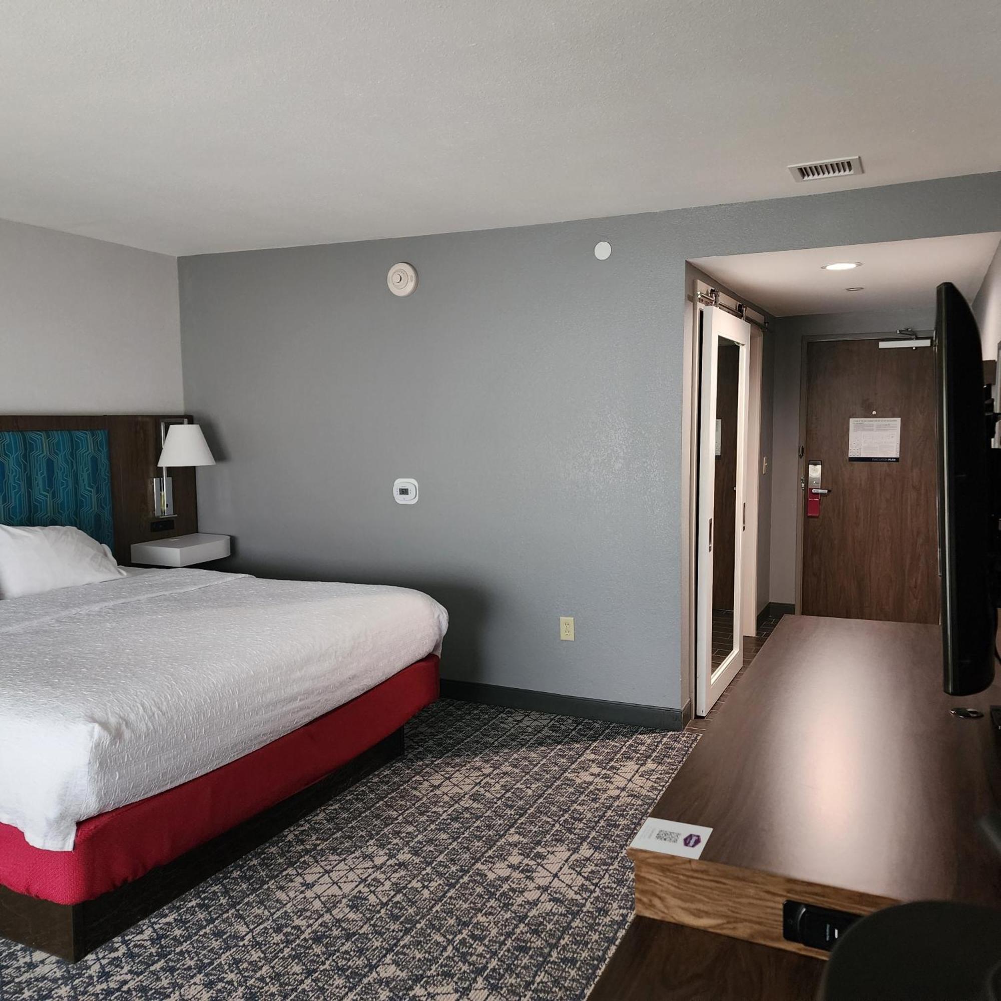 Hampton Inn & Suites Pittsburgh New Stanton Pa Exterior foto
